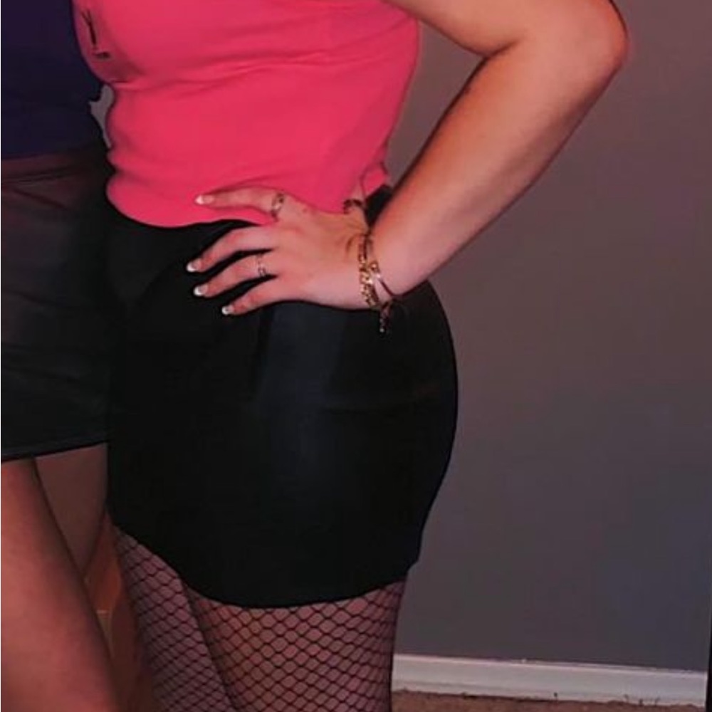 Express Black Faux Leather Mini Skirt. Size 8.